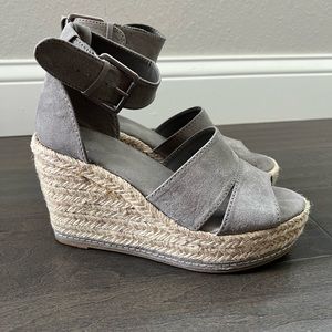 Wedges LIKE NEW